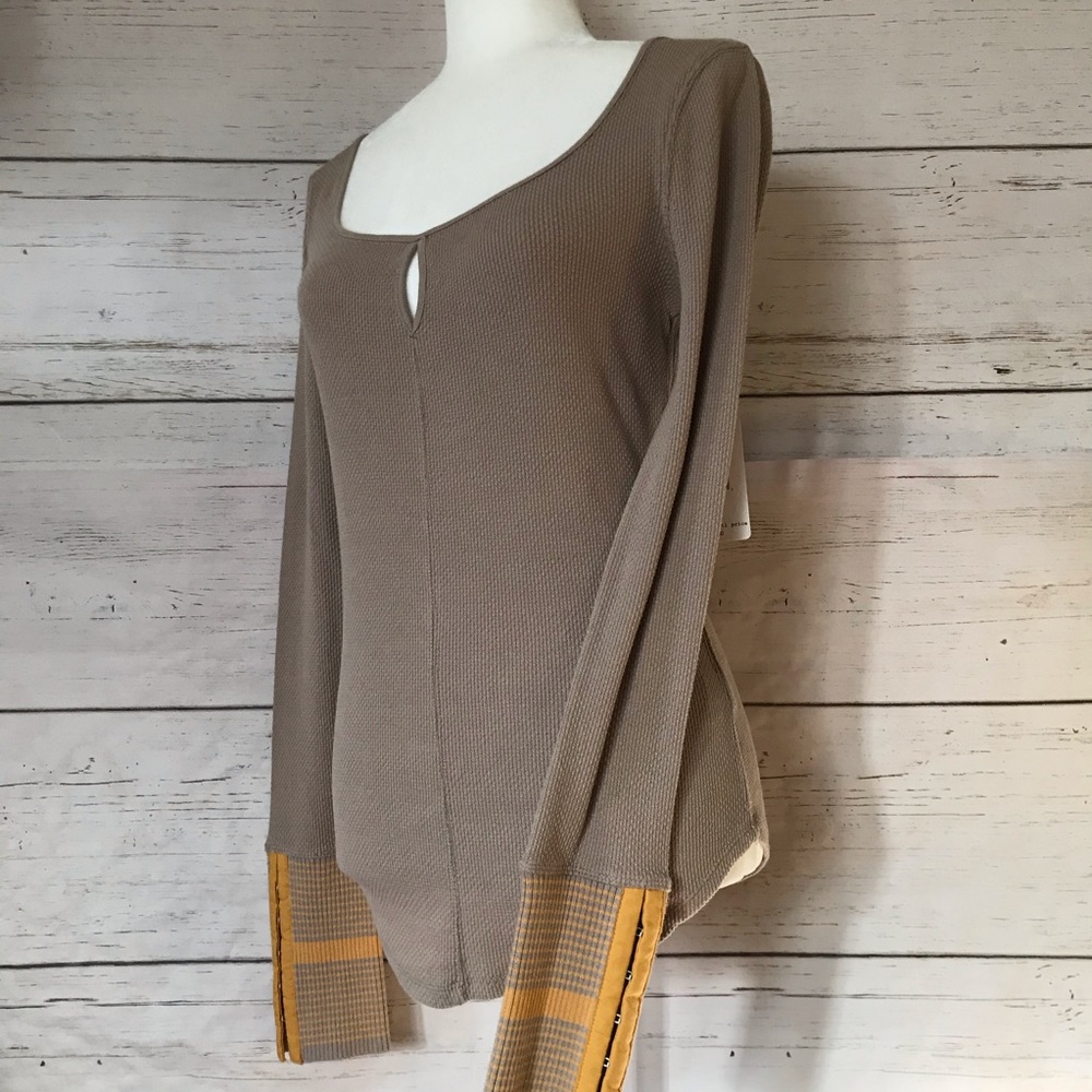 FP Mod Striped Cuff tee - Picture 3 of 10